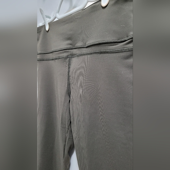 Forever 21 Workout Leggings Medium Army Green - Picture 5 of 10